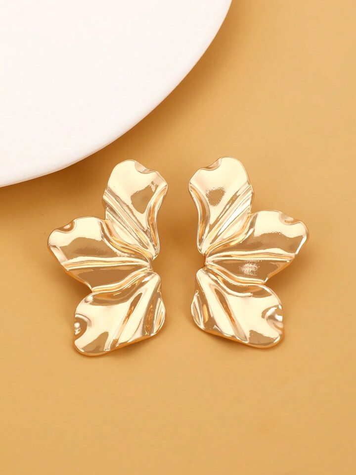 1pair Fashionable Zinc Alloy Flower Shaped Stud Earrings For Women For Daily Decoration | SHEIN