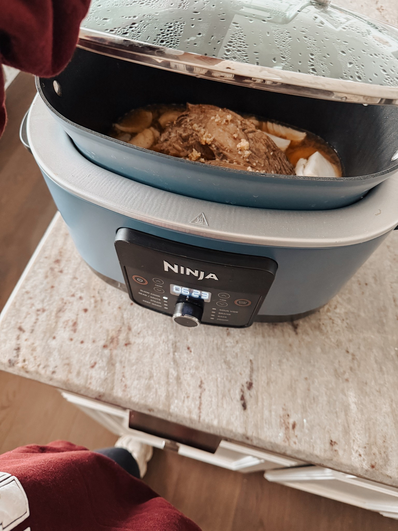 The Ninja Possible Cooker has so many options it’s truly the all in one! This is my first attempt at a roast. Fingers crossed it turns out.


Kitchen, appliances, ninja, ninja cooker, slow cooker, new year goals, healthy eating, home cooked meal, meals, Walmart 

#LTKHome #LTKfoodie #LTKmomlife