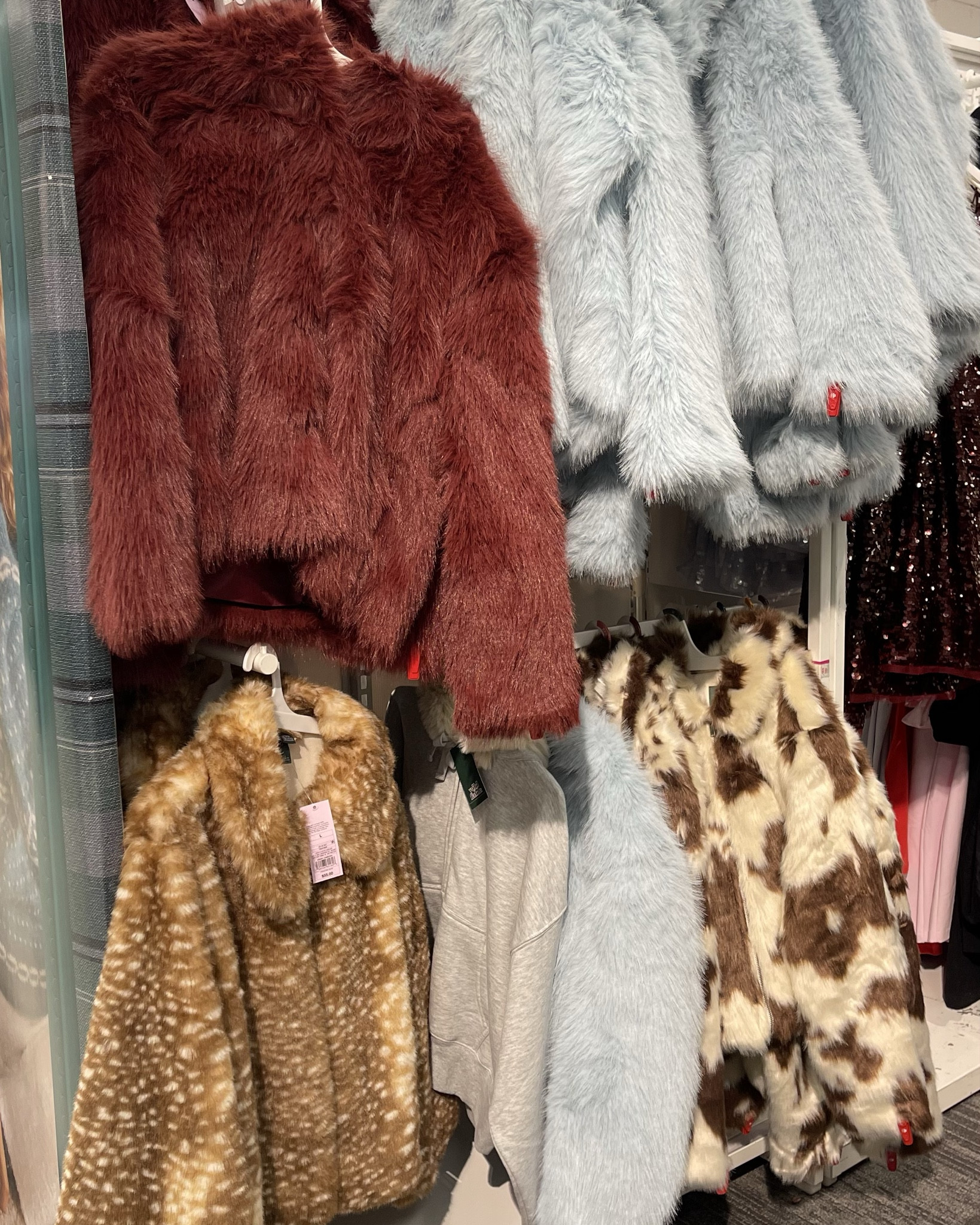 Target Faux Fur Coat

Antelope print fur coat, antelope long sleeve top, under $50 fur coat, target fashion, target winter fashion, trendy coat, baby blue fur coat, red fur coat, affordable fur coat, animal print fur coat, short target fur coat, New York City outfit, winter fashion, winter outfit, Christmas party outfit, Christmas gift idea for women, gift guide for women, Morgan Grace Howe

#LTKSeasonal #LTKFindsUnder50 #LTKGiftGuide