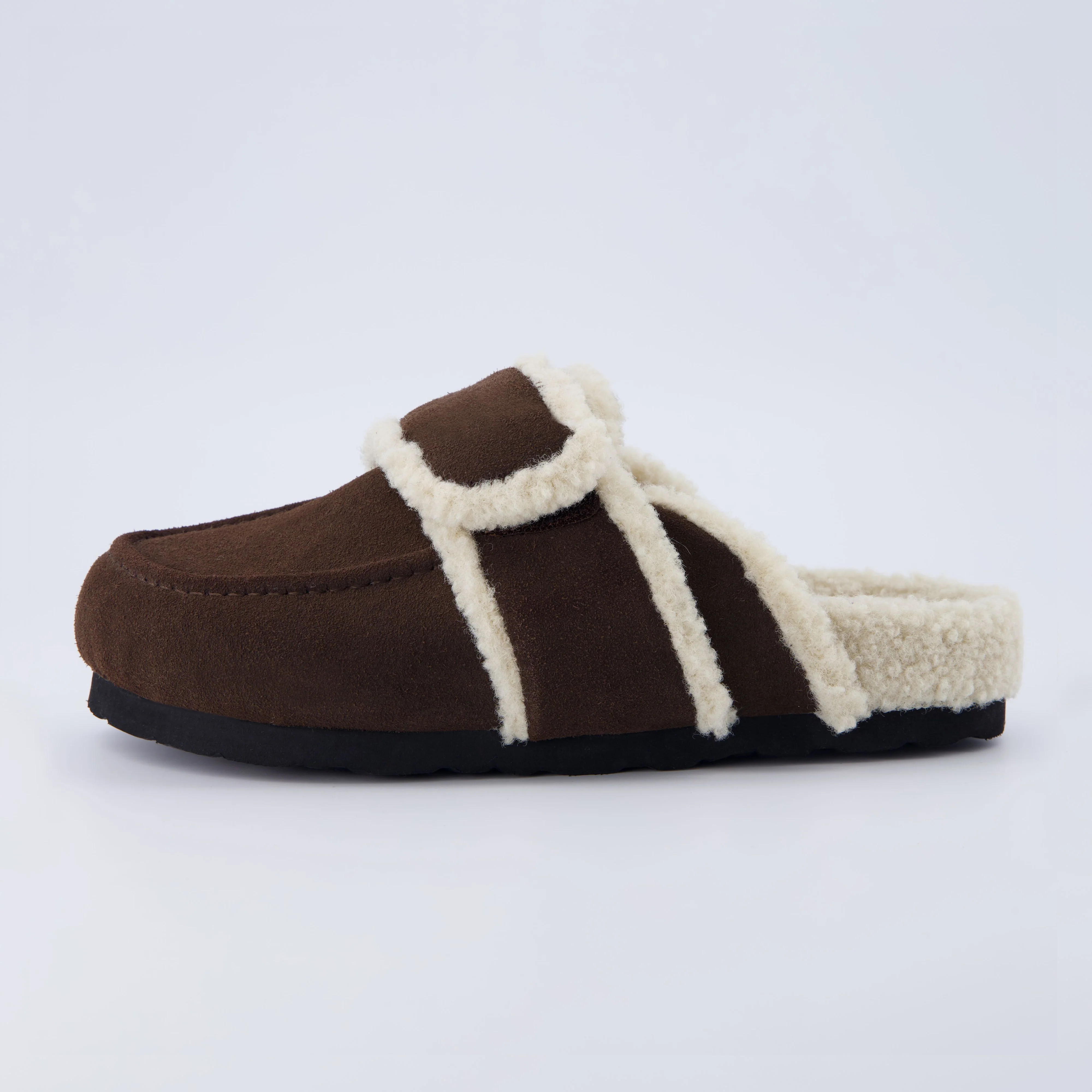 Nero Genuine Suede Clog | Cushionaire