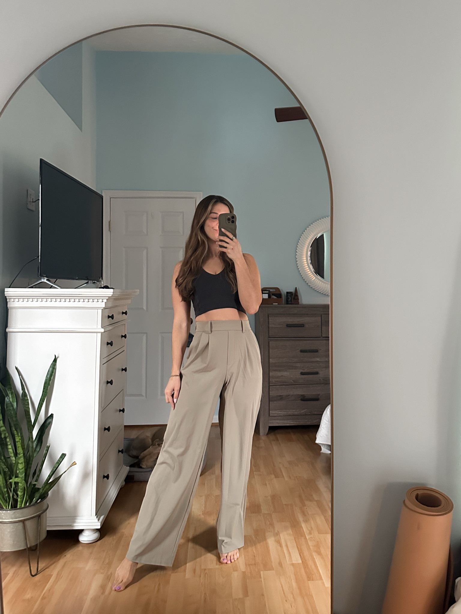 THESE NEW TROUSERS ARE *THAT GIRL*

#LTKMostLoved #LTKActive #LTKStyleTip