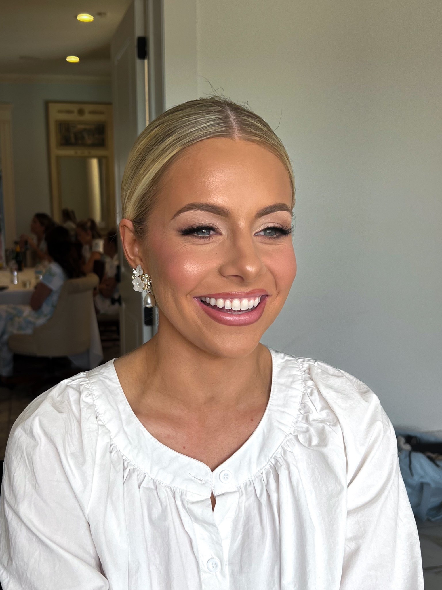 How I created this glam! ↓↓ Video tutorial on IG & TikTok! 
@embryolisseusa Lait Crème Concentre 
@anastasiabeverlyhills Brow Freeze Gel 
@toofaced Born This Way Concealer
@painted.co Basic Canvas Eyeshadow Palette 
@patricktabeauty Eyeshadow Shimmer Duo shade “We Need Better Lighting”
@makeupbymario Pencil Liner shade Soft Brown
@tartecosmetics Fake Awake eyeliner 
@hauslabs Foundation
@lysbeautyofficial Bronzing Stick shade Harmony + Motivate
@painted.co blush duo shade Dolly Doll 
@hudabeauty Setting Powder shade Pound Cake
@diorbeauty Highlight shade Nude Glow 
@onesize Setting Spray 
@charlottetilbury Powder Bronzer shade 2
@charlottetilbury Flawless Setting Powder shade 2 
@ardellbeauty 421 Lashes
Lip Combo:
@maybelline Lifter Liner shade On It
@anastasiabeverlyhills Lip Stick shade Haze
@elfcosmetics Sun Boss Gloss shade Blush Much

#LTKBeauty #LTKStyleTip #LTKWorkwear