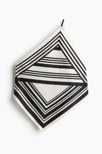 SCARF-LOOK ONE-SHOULDER TOP
#ad #ltk

#LTKootd