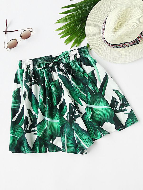 Foliage Print Shirred Waist Shorts | SHEIN