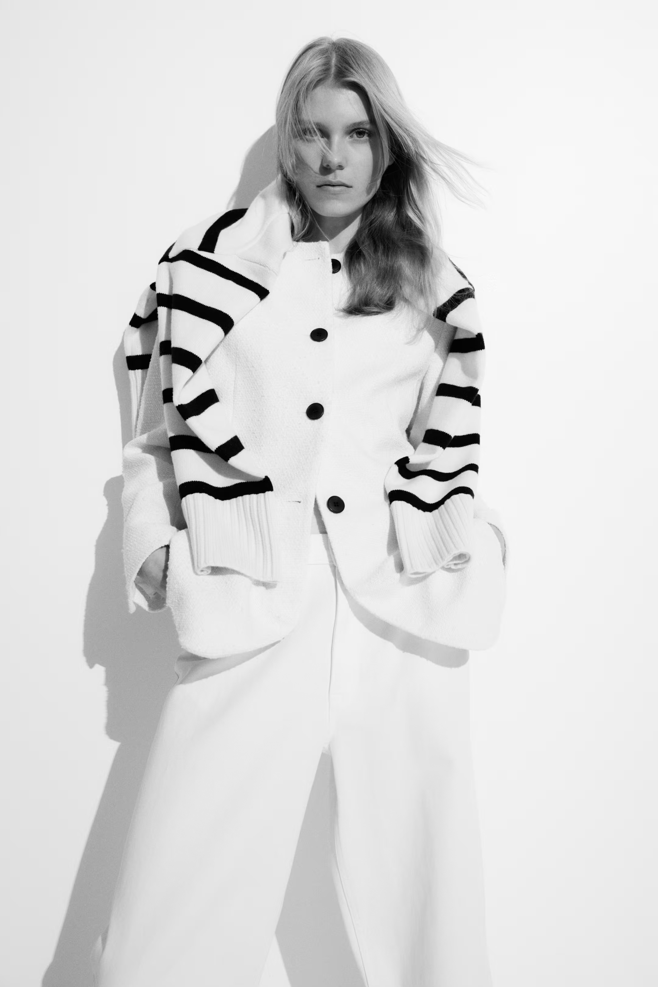 Fitted jacket - Cream - Ladies | H&M GB | H&M (UK, MY, IN, SG, PH, TW, HK)