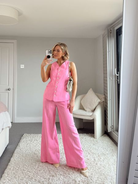 Pink wedding guest suit outfit idea 

#LTKstyletip #LTKwedding #LTKSeasonal