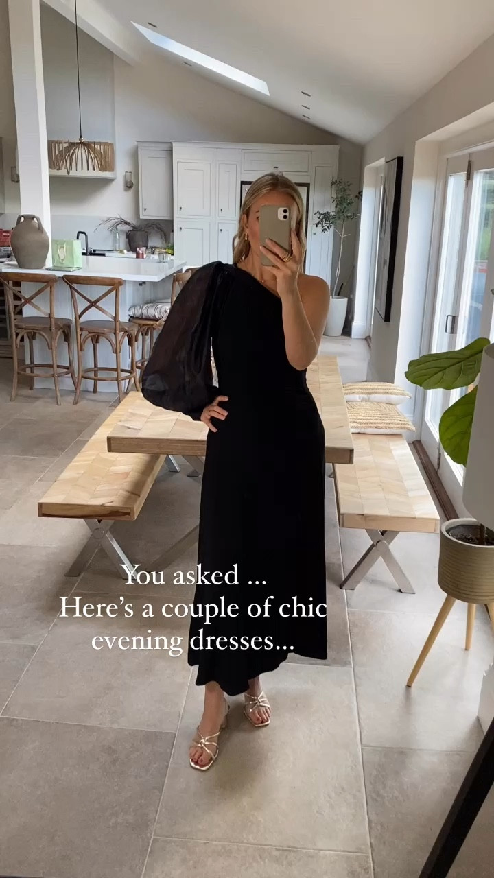 Here’s a few chic evening dresses 
All on sale with some incredible discounts. 
Wearing a U.K. 12 in the black 
And a U.K. 14 in the red 

#LTKsale #LTKpartywear #LTKuk