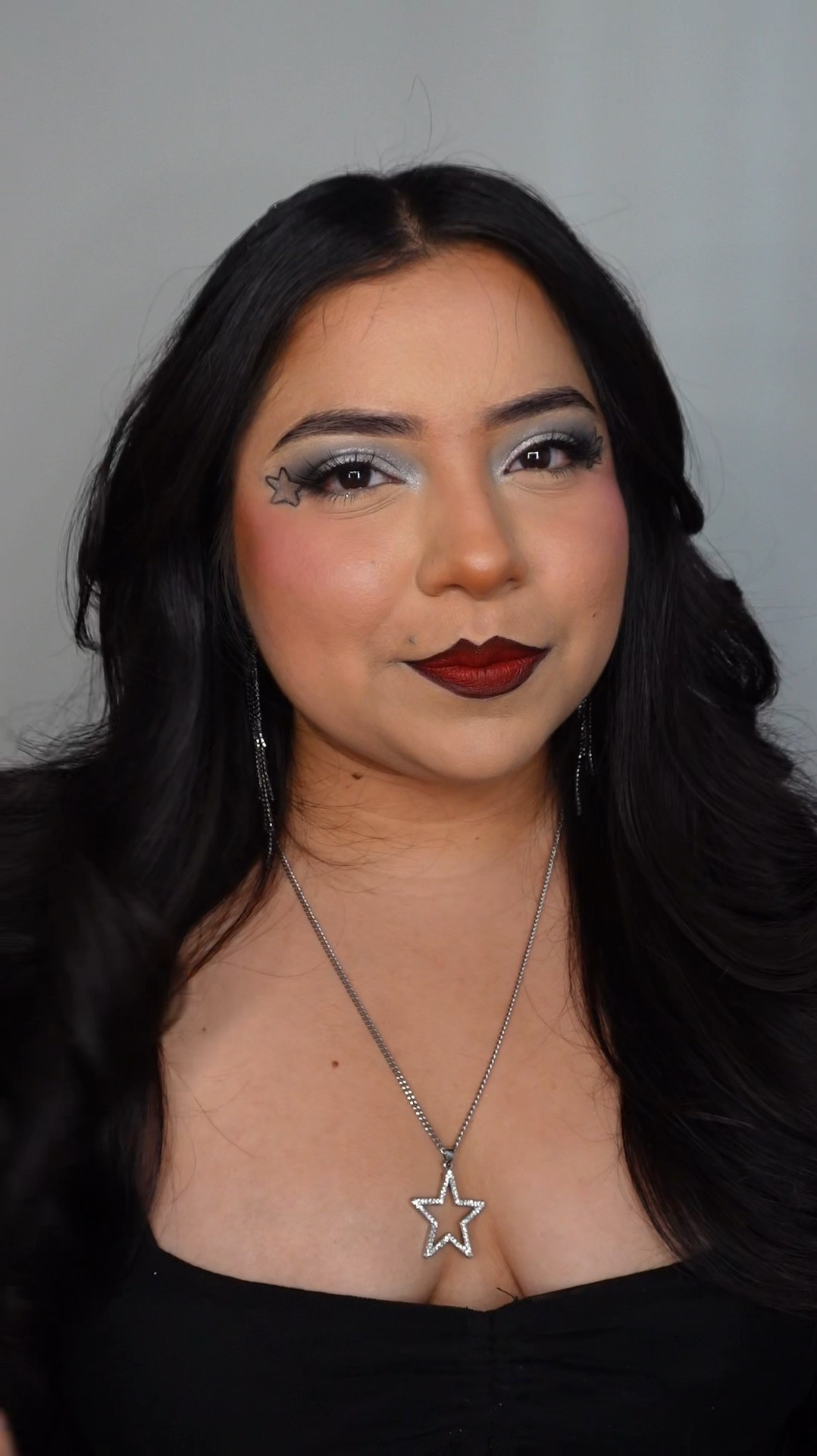 Rockstar Makeup ⭐️🖤🩶

#LTKStyleTip #LTKBeauty #LTKVideo