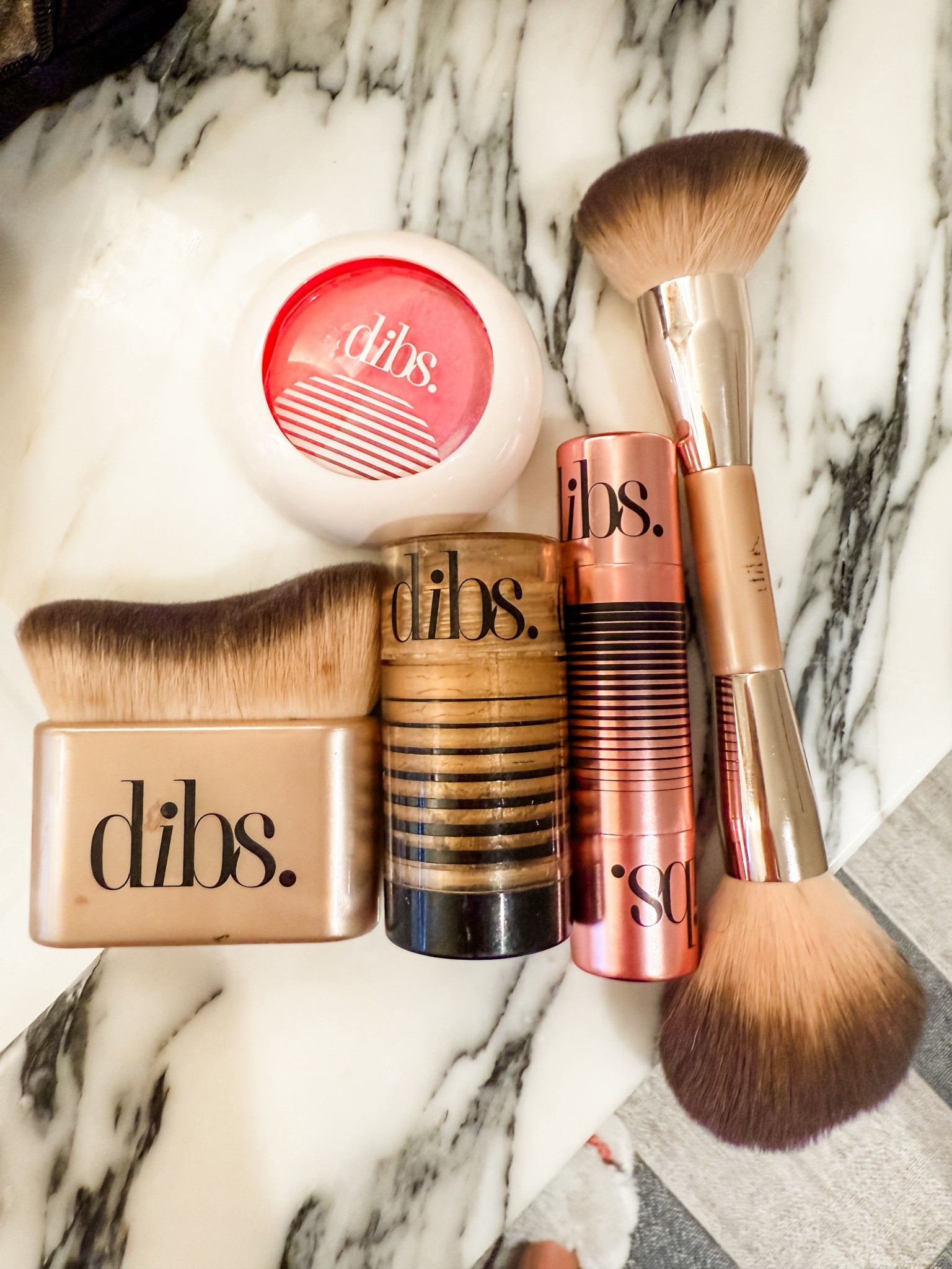 Shop dibs beauty 20% off this weekend during the Fall LTK Sale!

Click any image here to shop and click “Copy the promo code” to paste at checkout. 

These are staples that I use all the time! Perfect contour cream bronzer & blush. Add powder blush on top!

The roll on highlighter is also perfect for beach days or a night out for extra shine & shimmer!

Click here to shop!

Blush | bronzer | highlighter | make up brush | blender | beauty | make up | face | sale | fall sale | dibs | skincare



#LTKSaleAlert #LTKStyleTip #LTKBeauty