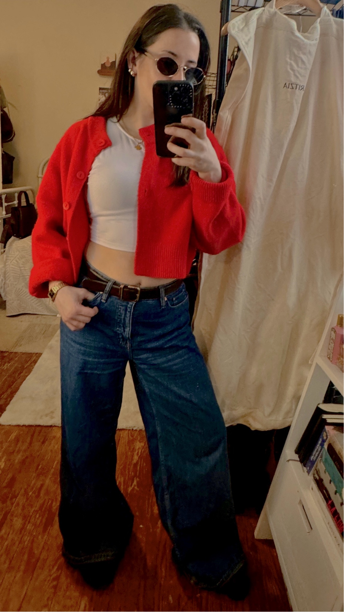 Comfy and cute 

#cardigan #styletrends #fashionblogger #goodamerican #aritxiw

#LTKFindsUnder100 #LTKSeasonal #LTKStyleTip