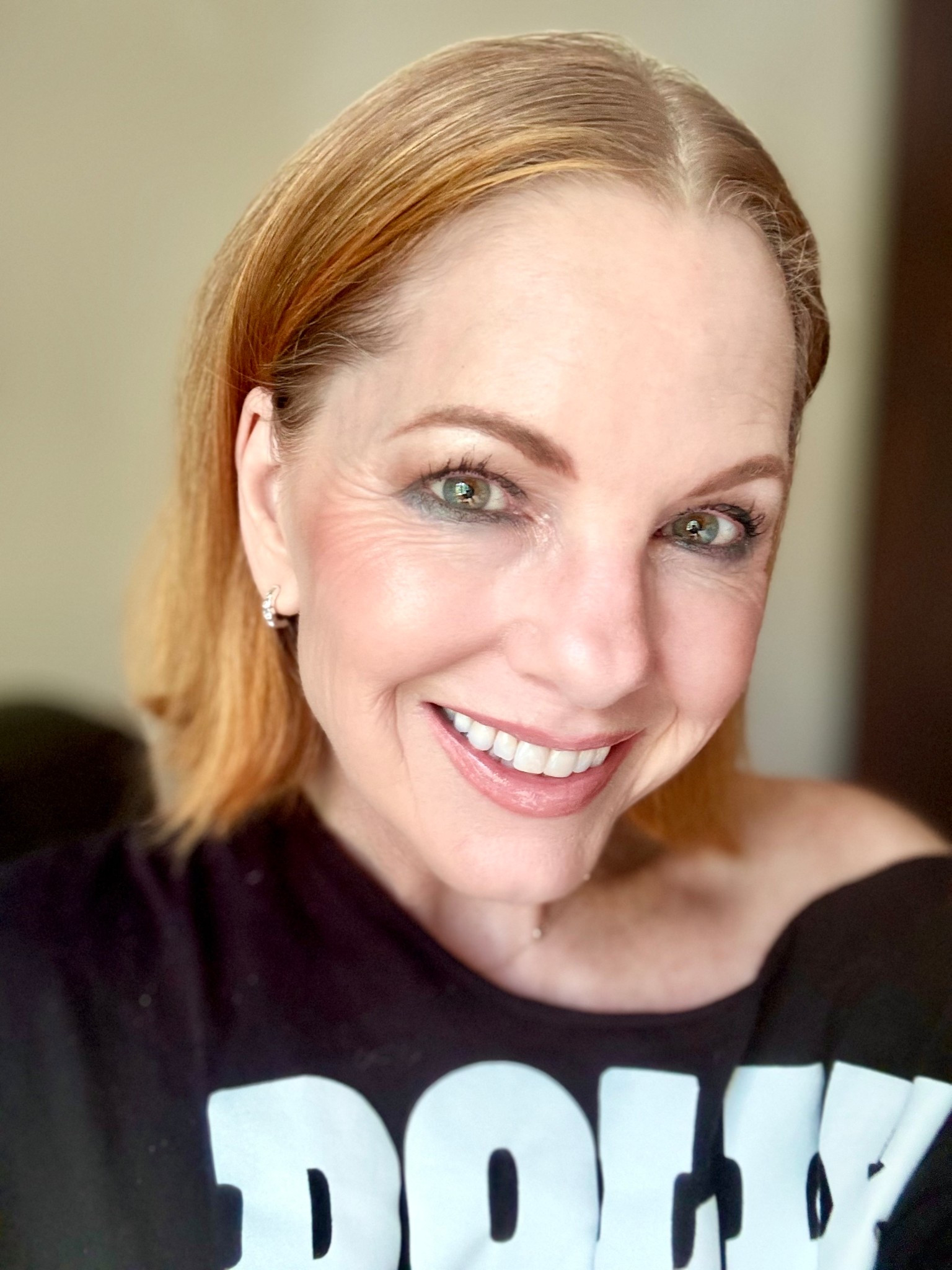 I tried a new foundation called What The Foundation by Jones Road. I love that it’s so hydrating and creamy. 

It evens my complexion and is made from clean ingredients. Most importantly their products are cruelty-free!

#makeup #makeupfoundation #olderwomenmakeup 

#LTKBeauty #LTKOver40 #LTKFindsUnder50 #LTKOver40 #LTKFindsUnder50 #LTKBeauty