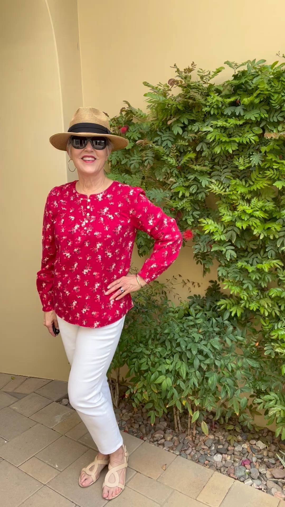 Great Loft floral spring top (S)/ white Talbots cropped jeans (6)/ fedora/ Oakley sunglasses 

#LTKunder50 #LTKSeasonal #LTKsalealert