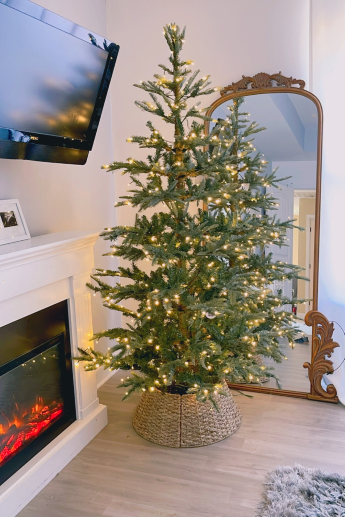 @kingofchristmas 7’ ᴋɪɴɢ ɴᴏʙʟᴇ ꜰɪʀ Artificial Christmas Tree ᴡɪᴛʜ 500 ᴡᴀʀᴍ ᴡʜɪᴛᴇ ʟᴇᴅ ʟɪɢʜᴛꜱ, it’s a Perfect look decorated or not, everything I was looking for! 🌲
#kingofchristmas #christmastree #blackfridaydeals 

#LTKHoliday #LTKSeasonal #LTKCyberWeek