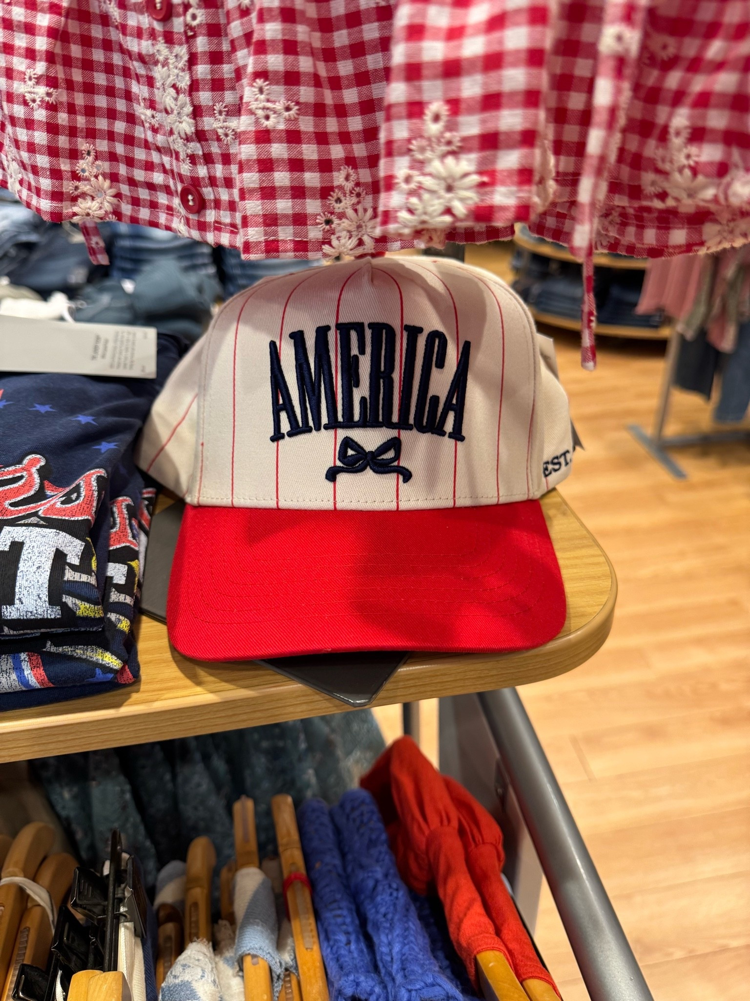 4th of July Hat ❤️🤍💙

4th of July// Hats// Summer Hats// America Hat// 4th of July Hat// Buckle

#LTKSeasonal #LTKmomlife