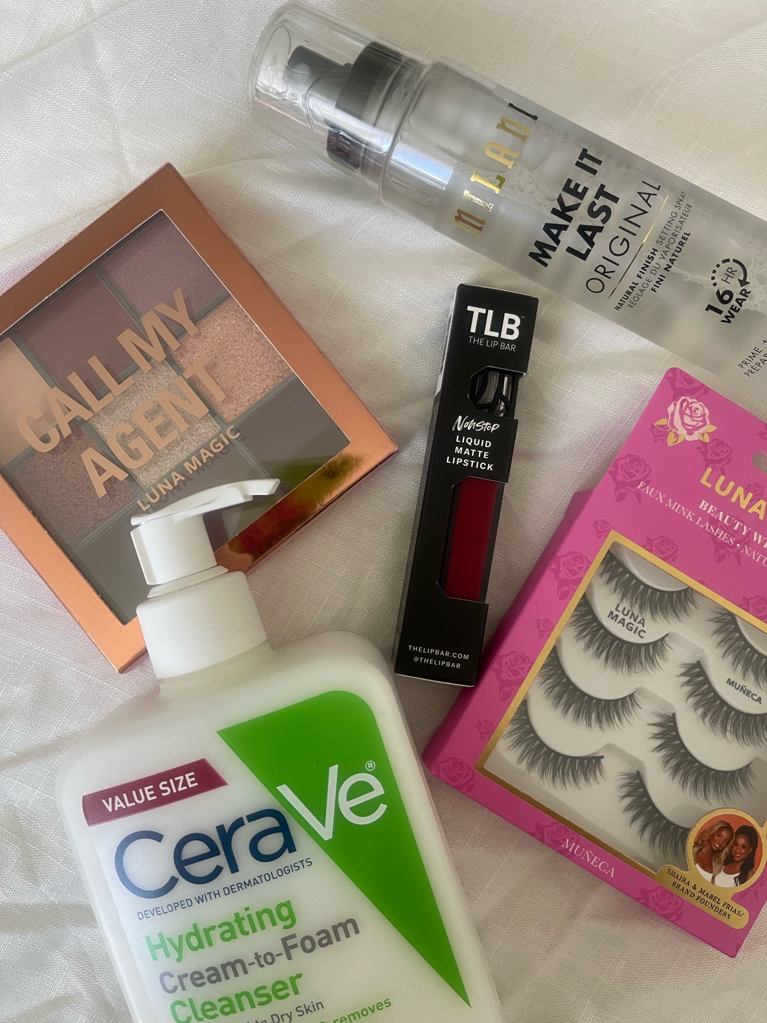 Essentials… 💋

#LTKplussize #LTKbeauty #LTKfindsunder50