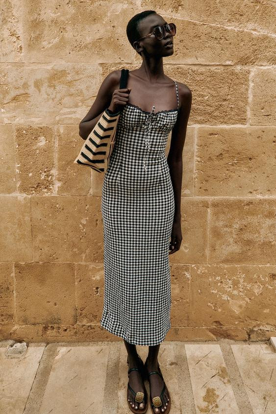 FITTED GINGHAM MIDI DRESS | Zara US