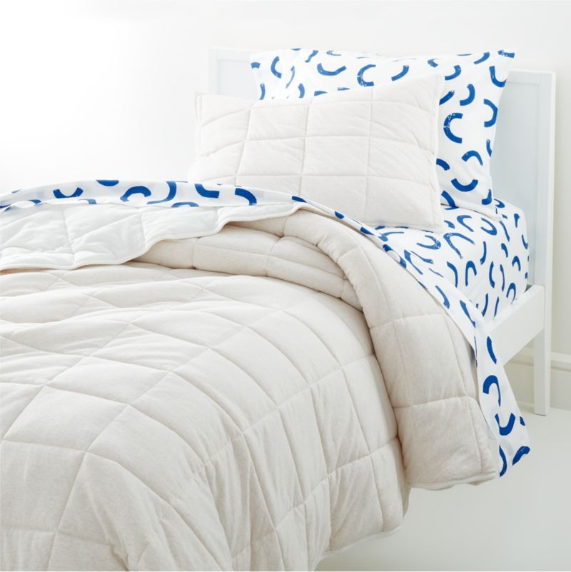 Modern Heathered Jersey Reversible Off-White Full/Queen Kids Quilt + Reviews | Crate & Kids | Crate & Barrel