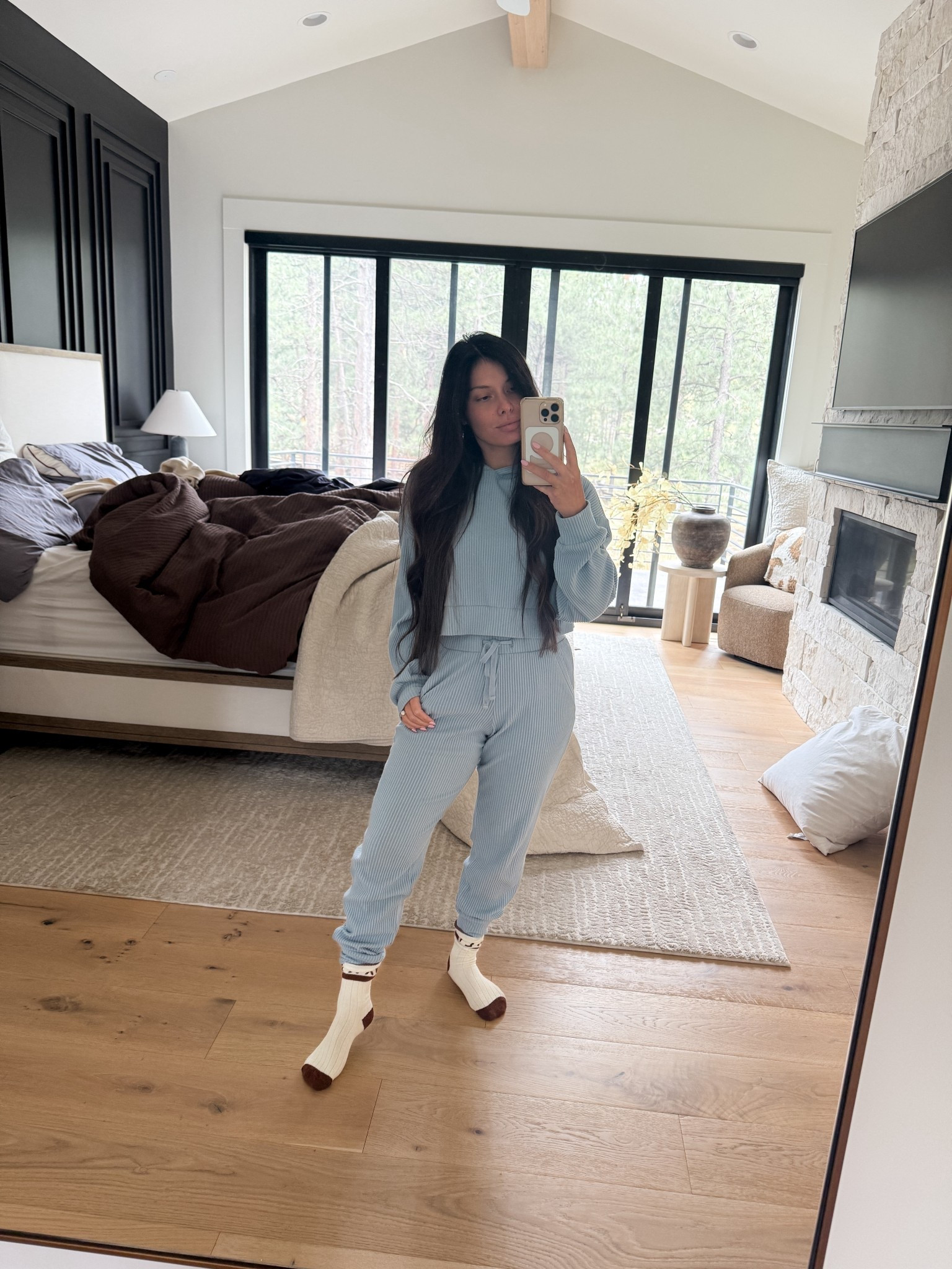 Love this comfy ribbed sweats set. This color isn’t currently available but there are several others still in stock to choose from!

#LTKActive #LTKStyleTip #LTKHome