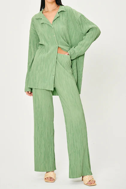 Maria Flared Leg Plisse Pants | Storets (Global)