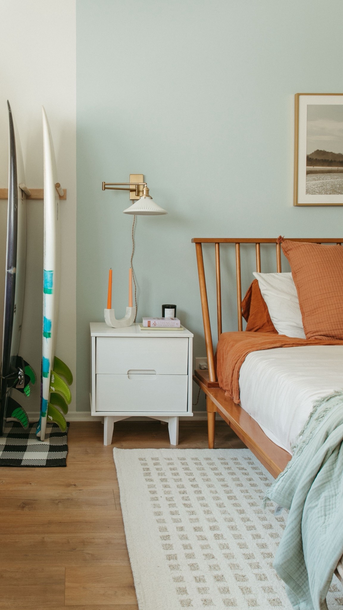 modern bedroom decor 

#LTKHome #LTKStyleTip