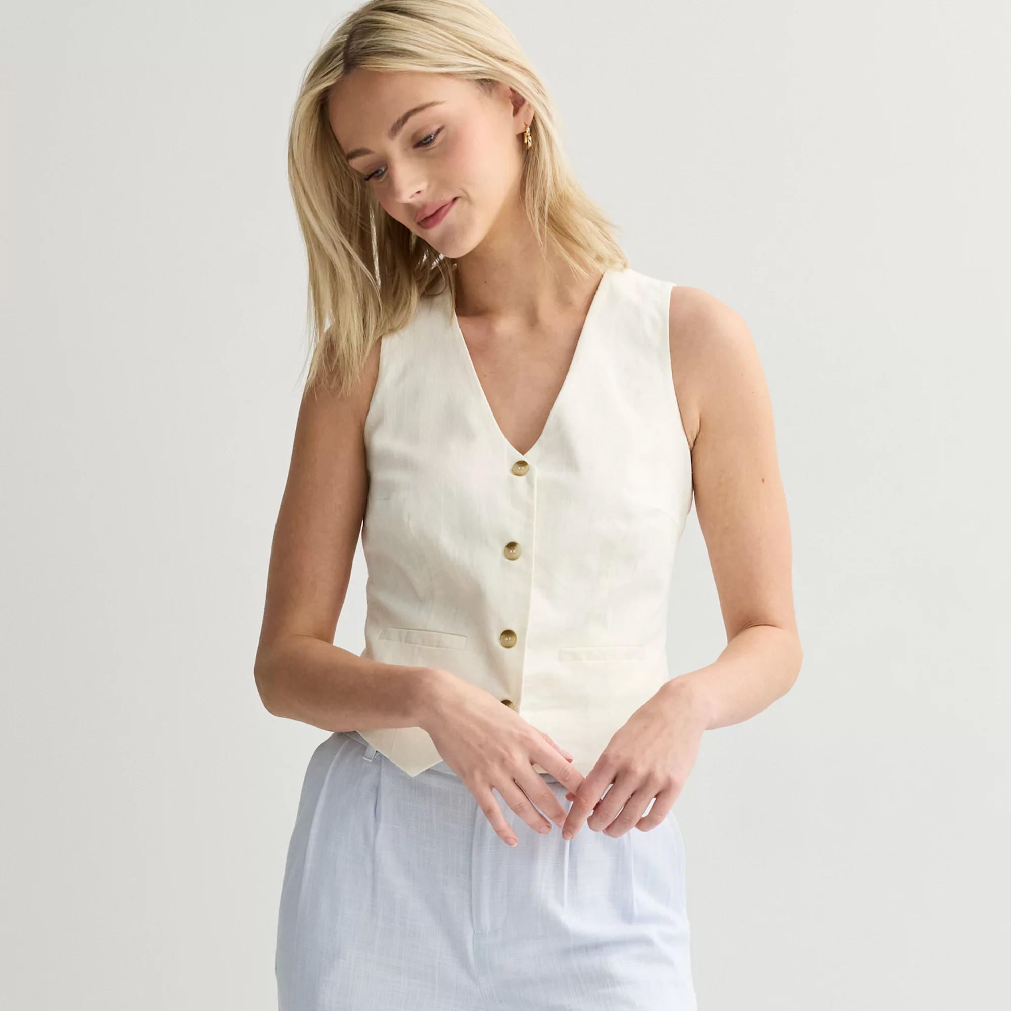 Juniors' SO® Linen Button Front Vest | Kohl's