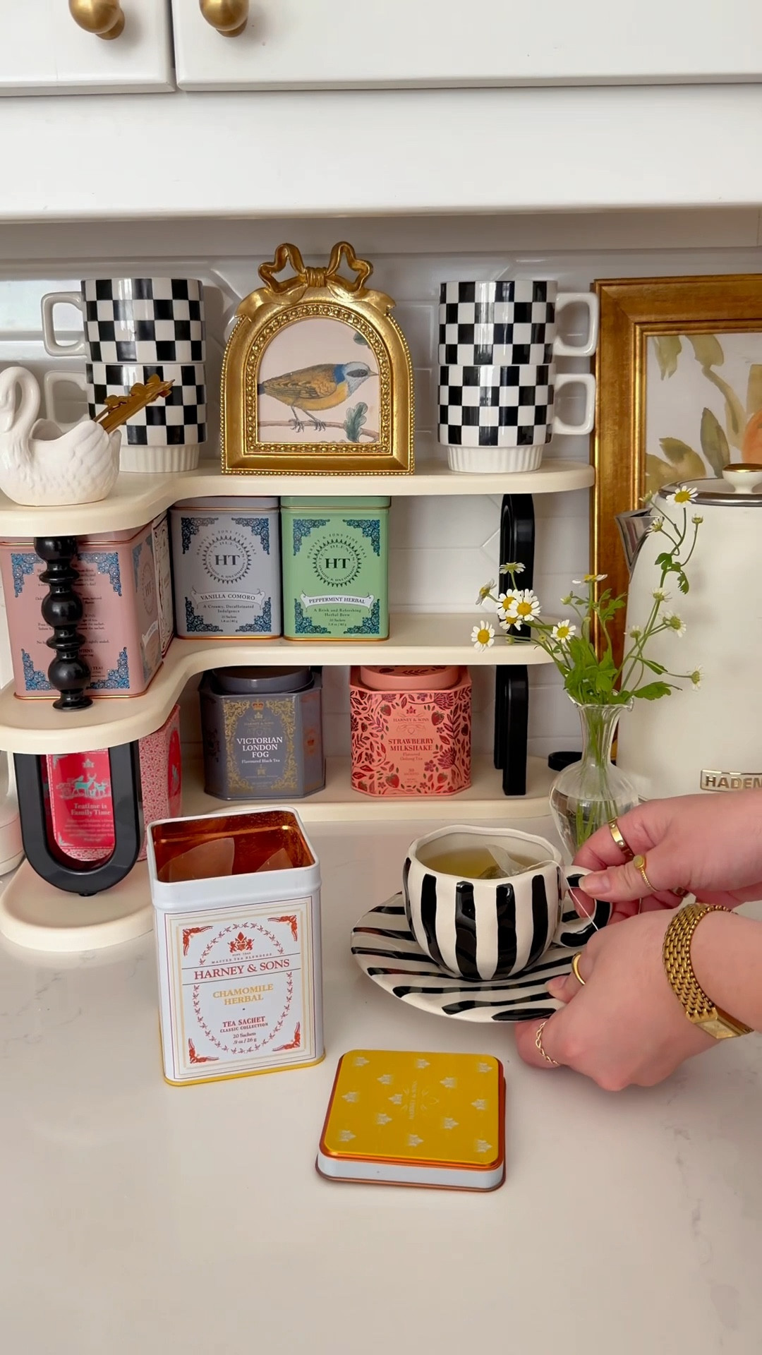 Amazon coffee or tea bar funds! Kitchen decor

#LTKHome #LTKmorningroutine #LTKSeasonal