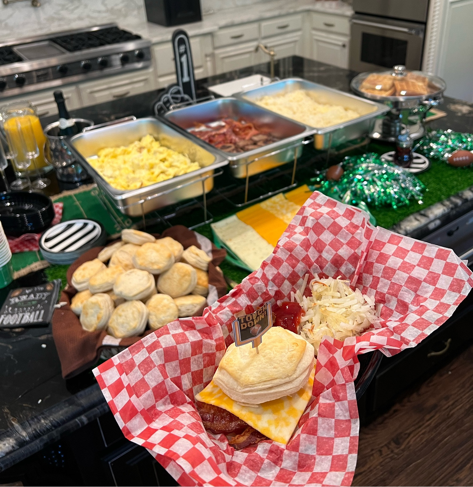 Decor Days is here!


Game day idea: Set up a biscuit brunch bar! 🏈 #TheHomeDepotPartner I got these buffet servers from the @homedepot. They keep your food warm, are oven safe, and dishwasher safe! The round one even chills food, perfect for fruit and salads! 

Comment SHOP below to receive a DM with the link to shop this post on my LTK ⬇ https://liketk.it/4T143



#TheHomeDepot 
@shop.ltk
#liketkit 