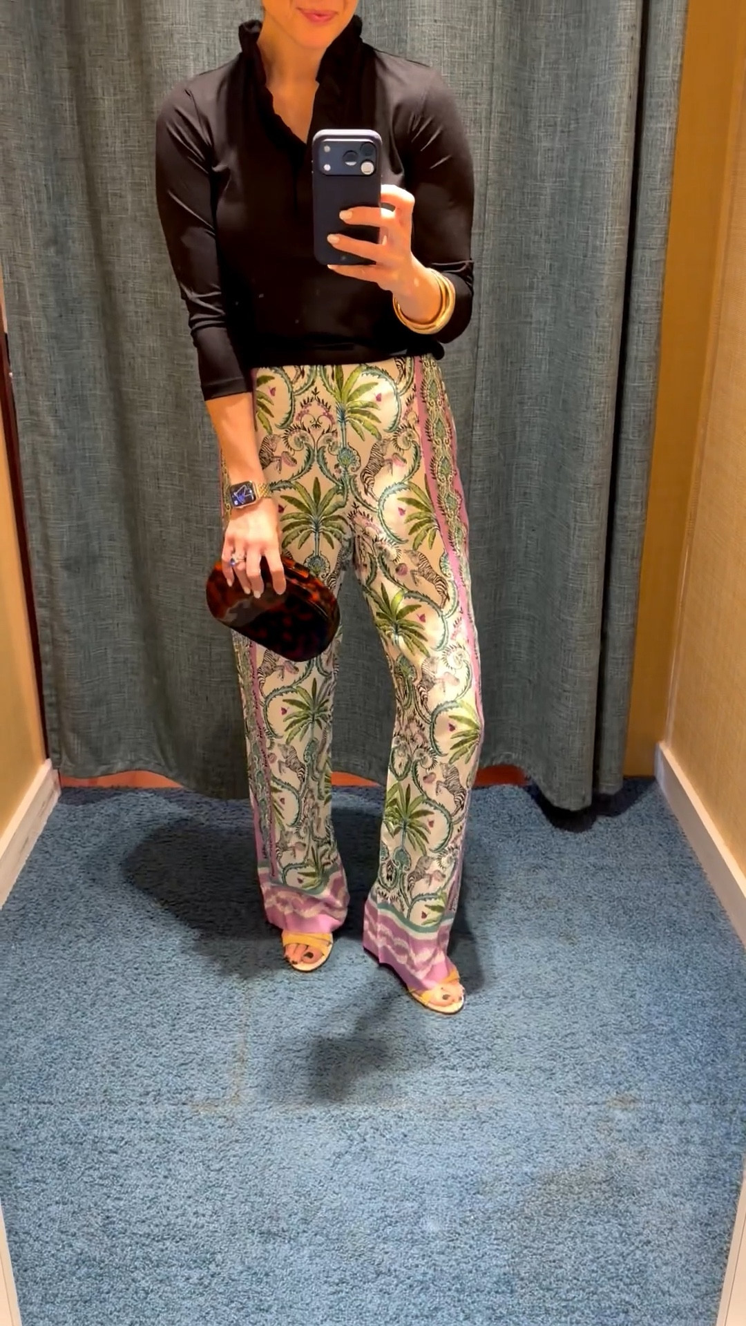 Loving these chic pants from @jmclaughlin ! And this Spend to Get  promotion is the perfect time to treat yourself! #styleinspiration #springstyle