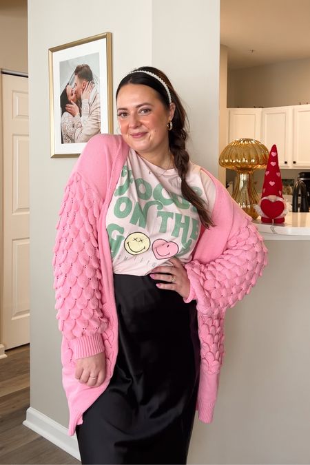 Valentine’s Day Outfit Inspo 💌  love this fun cardigan paired with any graphic tee + you could do a skirt, jeans, leggings.. so many ways to wear it 

#LTKmidsize #LTKSeasonal