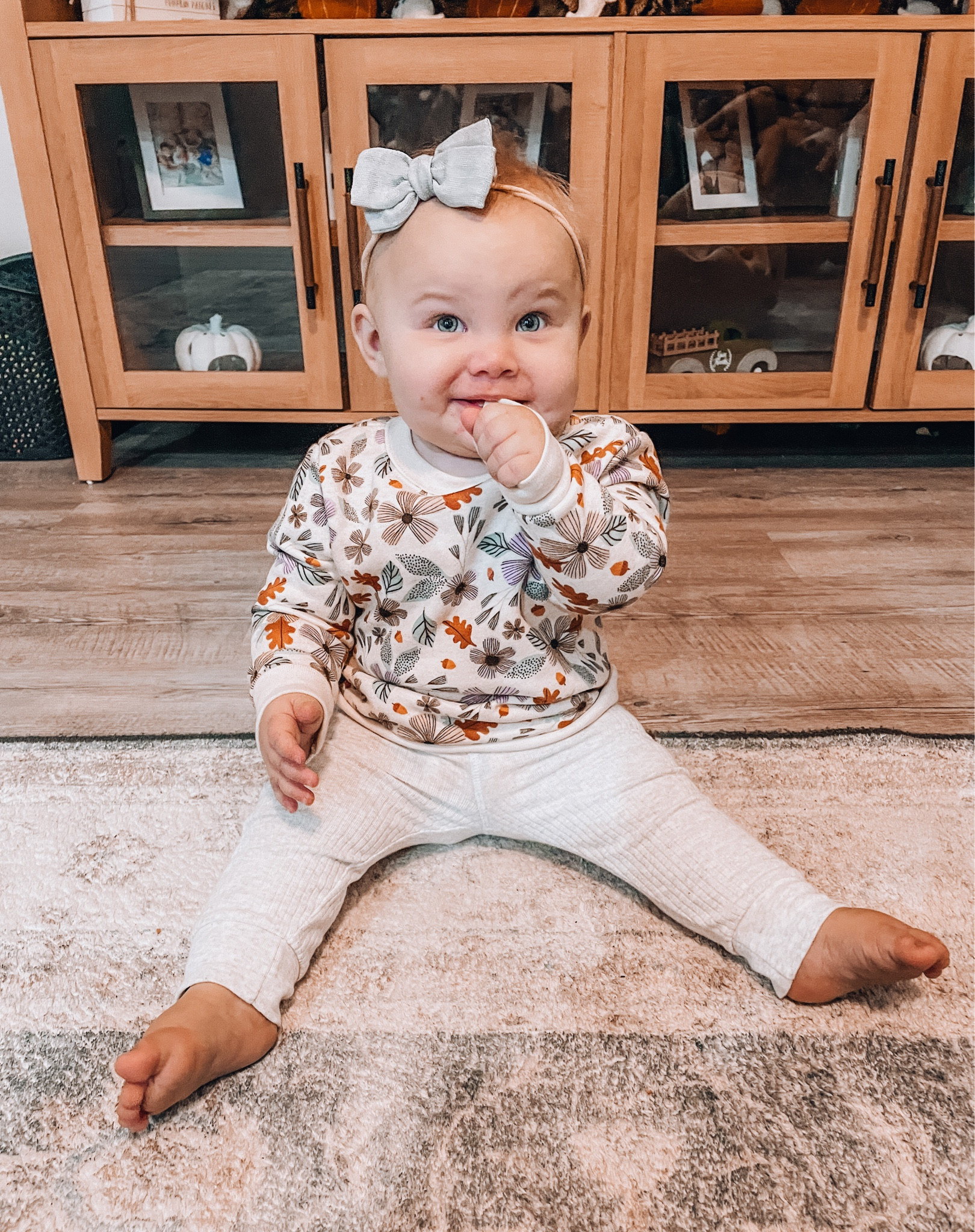 Shop this cute fall Walmart outfit! 

Fall baby girl clothes, fall toddler girl clothes, fall girl clothes, walmart fall baby clothes, walmart fall fashion 

#LTKkids #LTKbaby #LTKfindsunder50