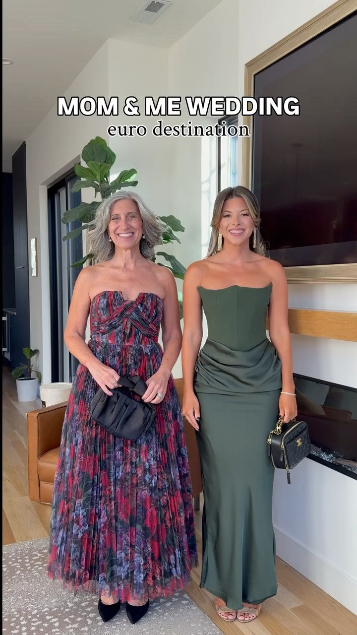 Mom and me wedding guest and formal event dresses

Sizing:
I wear a small/2 in most
Xs in helsi dresses
0 in hutch dresses 
4 in Bardot dresses
Mom wears a medium/6

Wedding guest
Formal event
Black tie
Winter event
Holiday party
Special occasion
Mother of the bride
Cocktail
Sequin
Velvet
Pleated
Satin
Floral

#LTKHoliday #LTKParties

#LTKWedding