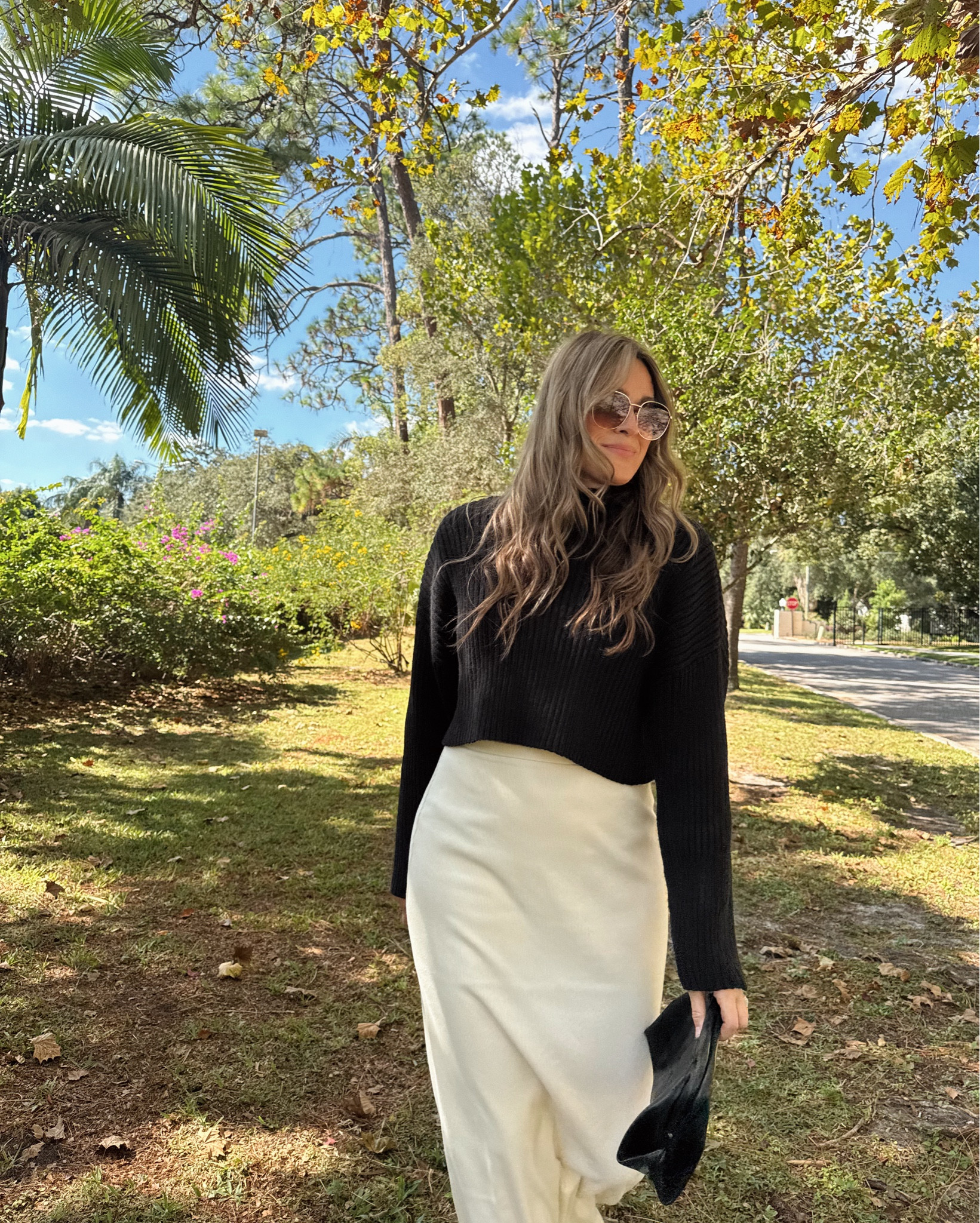 It’s November 1st 🍁 This high waisted maxi skirt and chunky cropped sweater + Chelsea boot!

#LTKTall #LTKStyleTip #LTKFindsUnder100