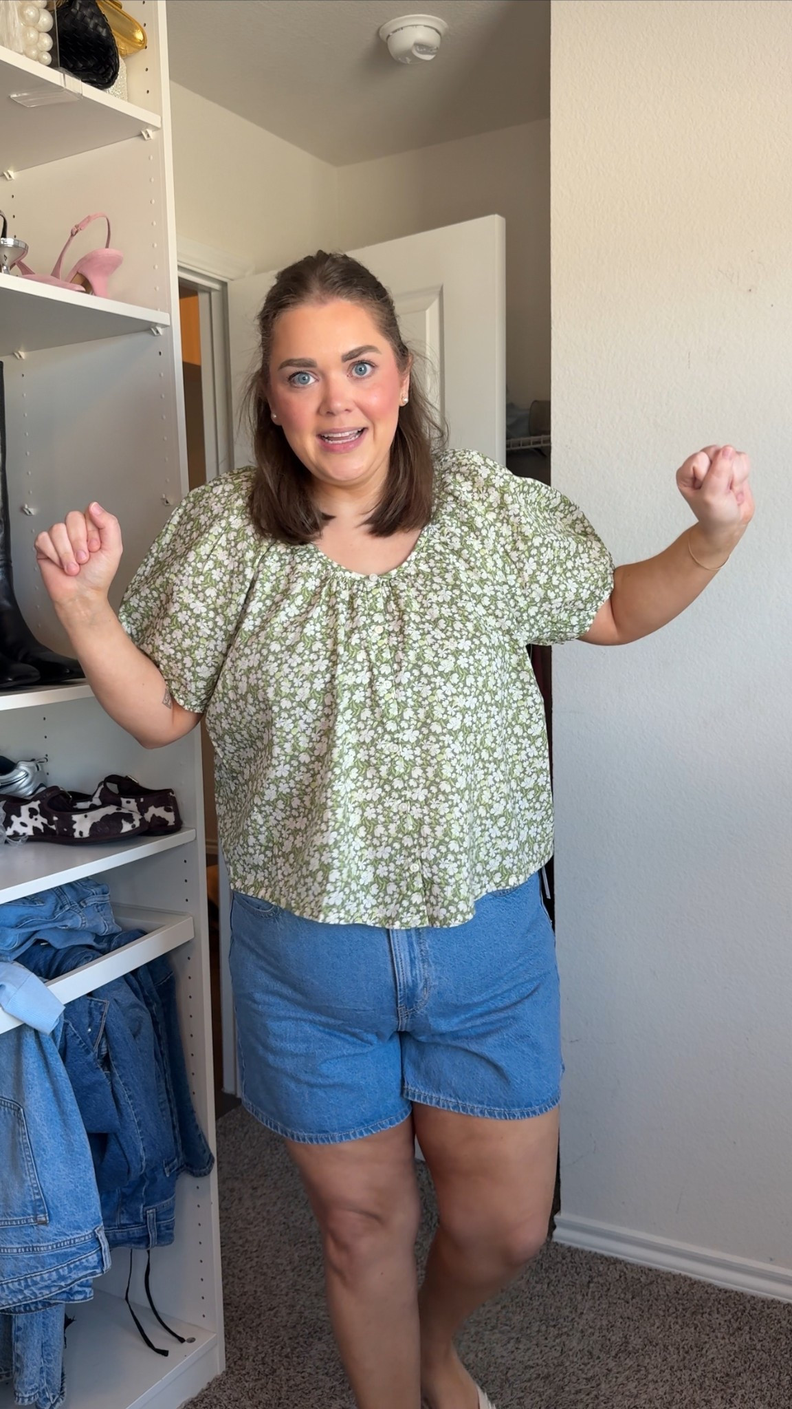 Spring top on sale for $10!! Wearing xl and size 16 in shorts 

#LTKPlusSize #LTKSaleAlert