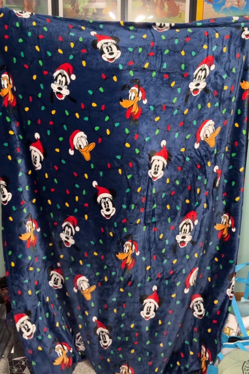 Disney Christmas Blanket Black Friday deals 

#LTKHoliday #LTKCyberWeek #LTKhome