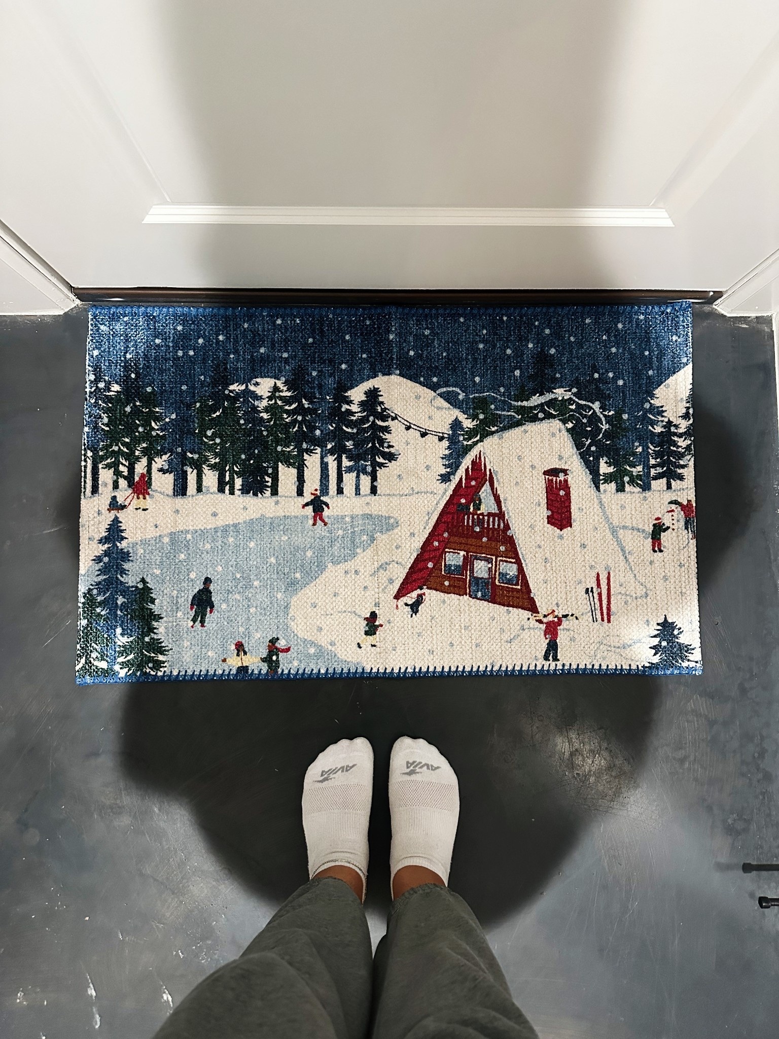 The cutest Christmas rug 🎄

#LTKHome #LTKHoliday #LTKGiftGuide