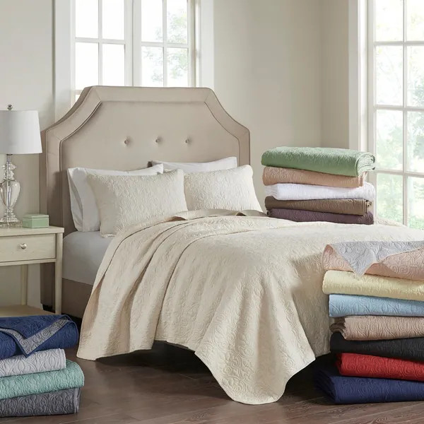 Madison Park Mansfield Reversible Quilt Set - Bed Bath & Beyond - 5982782 | Bed Bath & Beyond