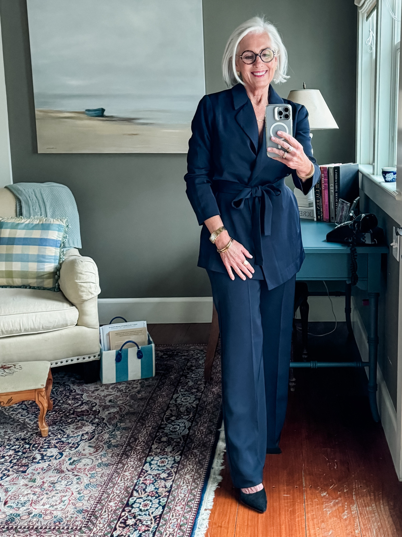 If it’s Tuesday this must be another perfect monochromatic look in classic navy 

#LTKStyleTip #LTKWorkwear #LTKSeasonal