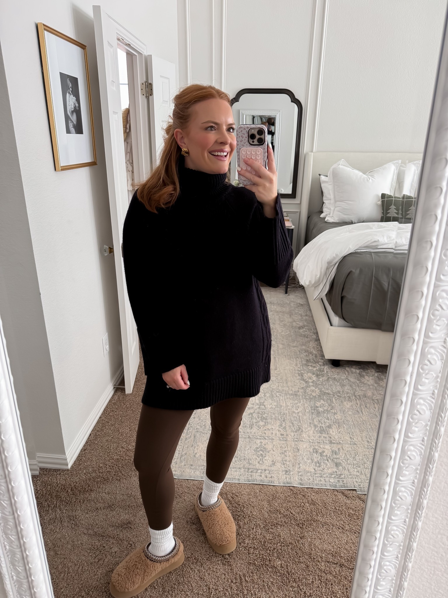 Today’s comfy cozy outfit for another snow day! I love this oversized sweater! I got a small in it and it fits perfectly with leggings!

#LTKootd #LTKdayinmylife #LTKmomlife