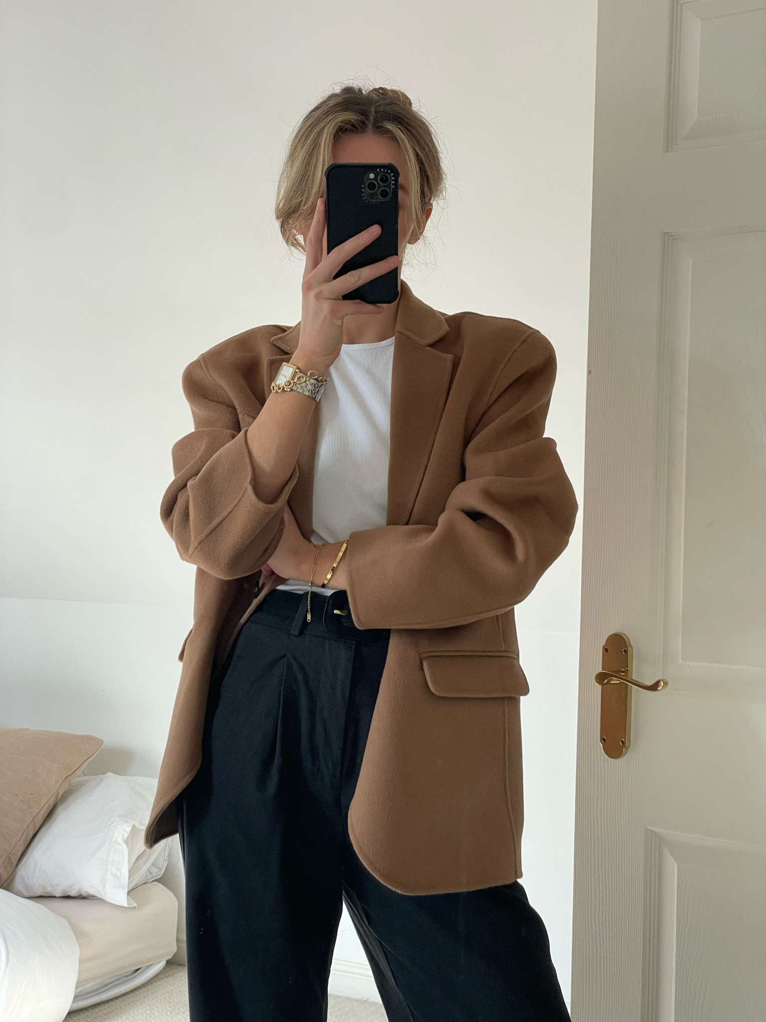 Smart casual outfit 🫶🏽 


outfit inspo, everyday outfit, minimal style, spring outfit, neutral style, neutral outfit, ootd, knitwear, tailored trousers, style inspiration, minimal outfit

#LTKeurope #LTKstyletip #LTKSeasonal
