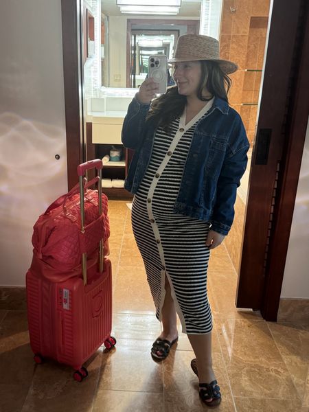 5 must haves for your Memorial Day weekend getaway or summer vacation  

1. Cutest luggage set 
2. Striped midi dress, size small 
3. Denim jacket, size xs (runs big) 
4. Sam Edelman sandals (TTS) 
5. Sun hat, size sm/med 



#LTKTravel #LTKFindsUnder100 #LTKStyleTip