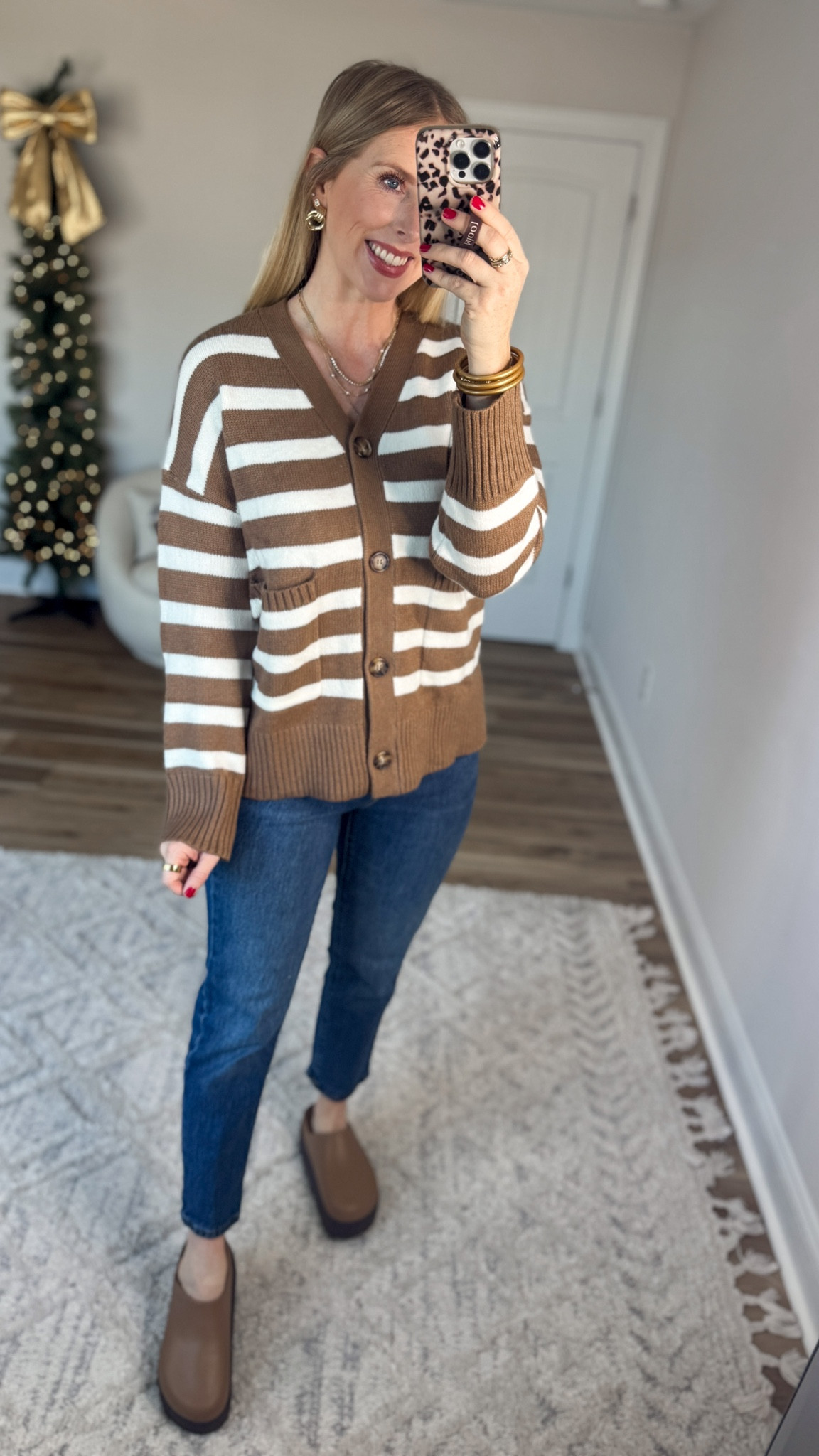 Daily try on, Walmart outfit, Walmart fashion, Walmart try on, striped sweater 

Small 

#LTKootd #LTKFindsUnder50 #LTKSaleAlert