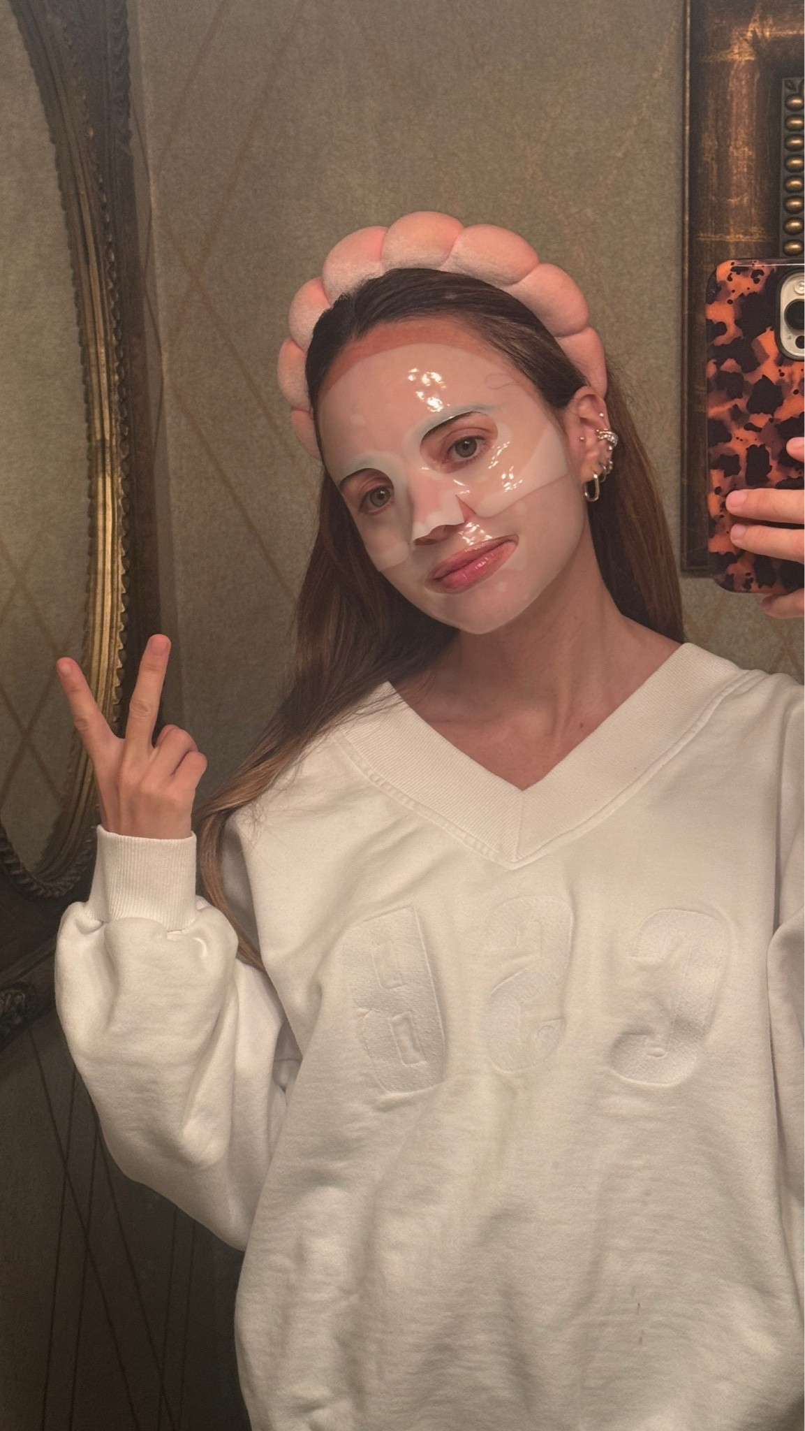 Self care night using my favorite ultra hydrating sheet mask  and lip mask ☁️


#selfcare #skincare

#LTKBeauty #LTKTravel #LTKgrwm