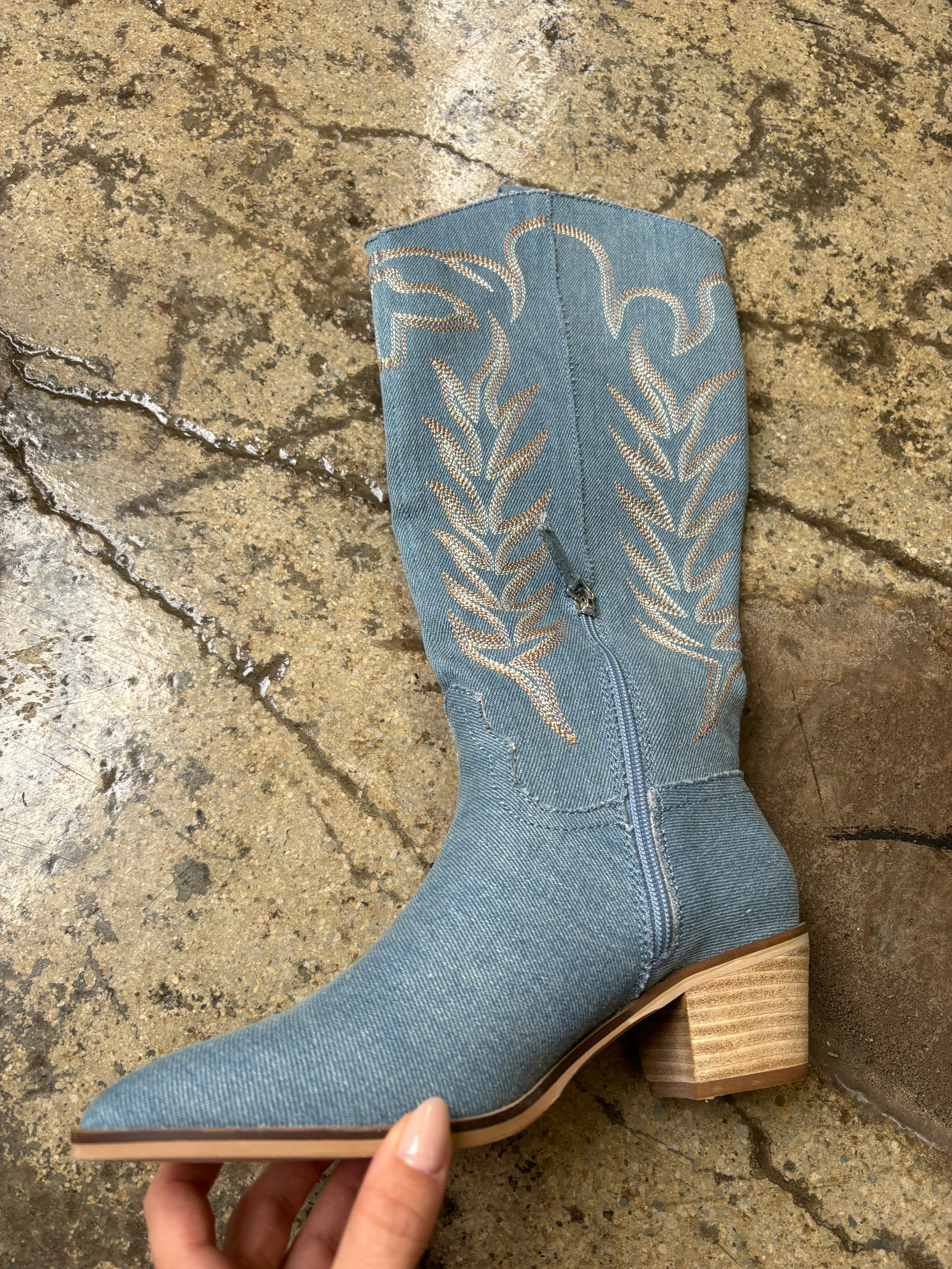 Denim Cowgirl Samara Stitch Western Boots | Willow Boutique