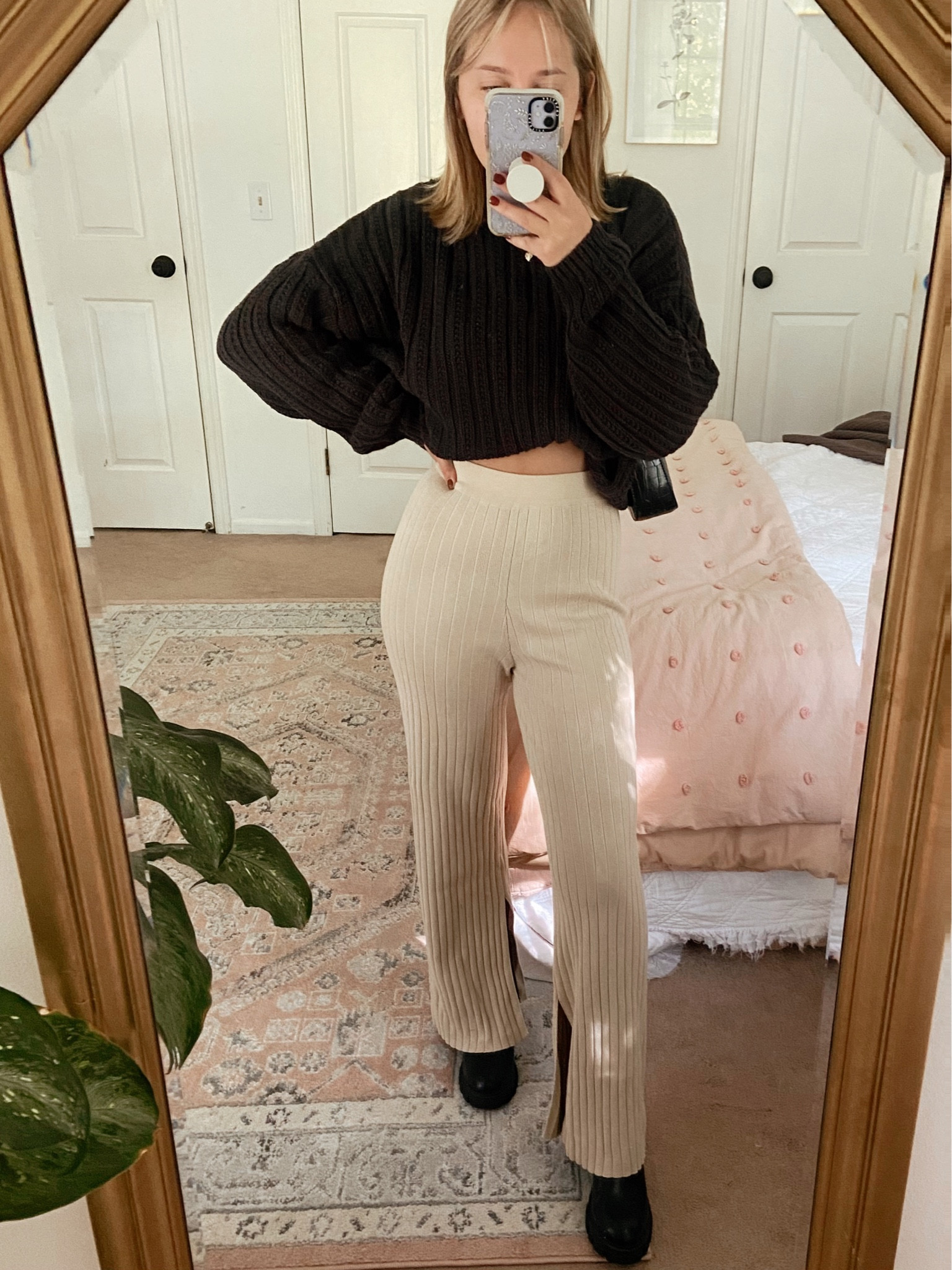 pants are princess polly!