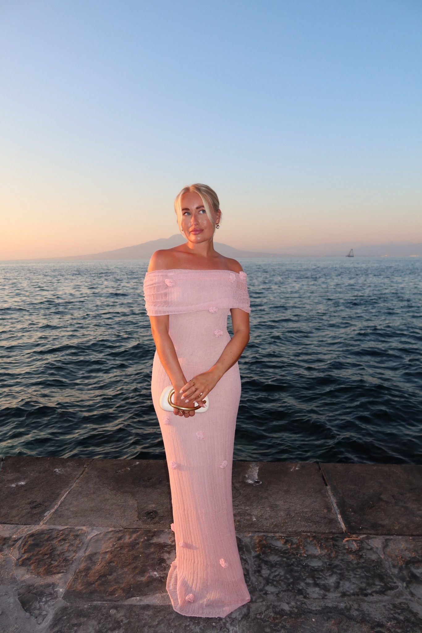 A perfect evening dress 

#LTKstyletip #LTKsummer #LTKdresses