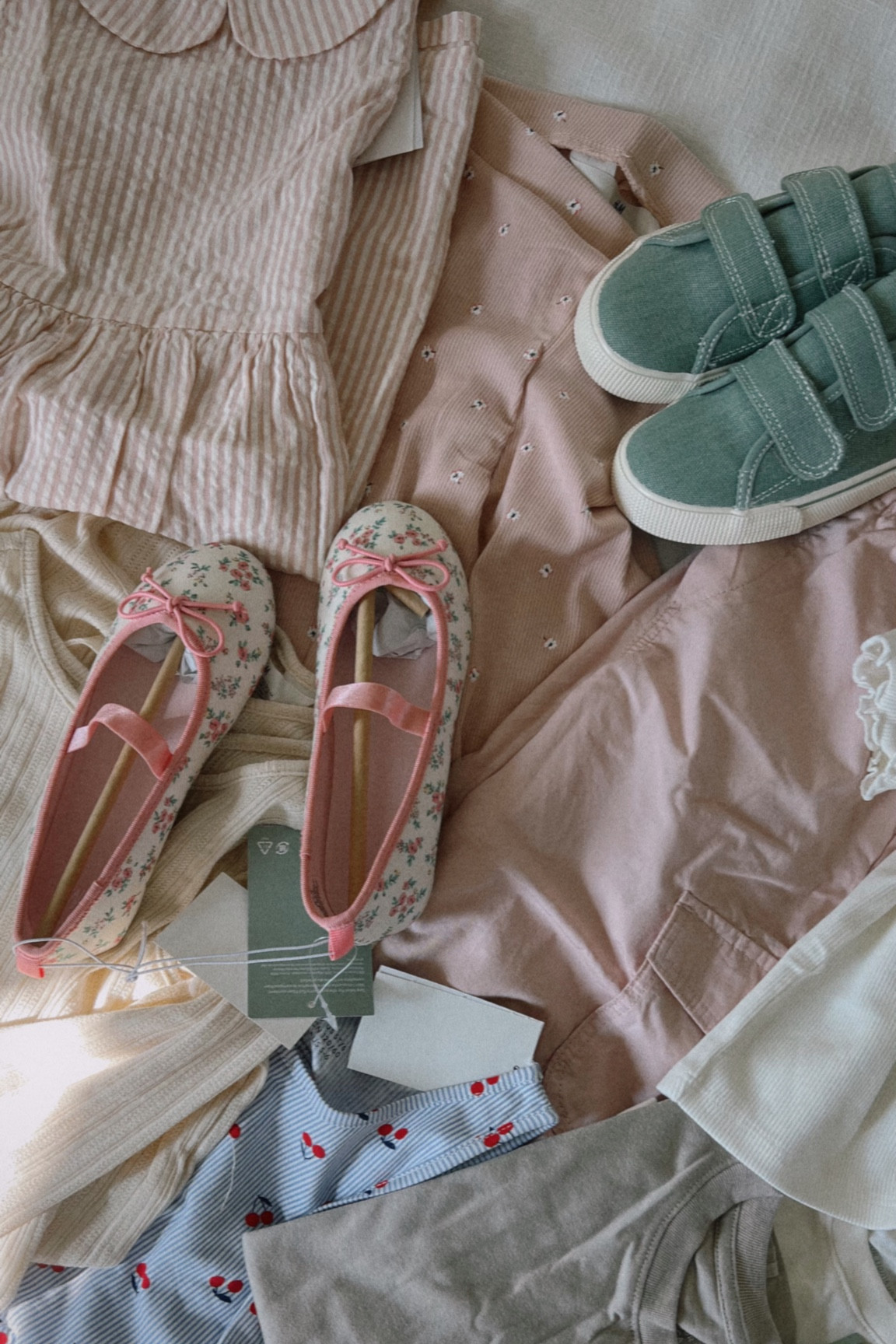 Little kid Spring H&M haul! Sale happening today: 15% off $60, 20% off $100, 25% off $125 🌸

#LTKkids #LTKSpringSale #LTKfamily