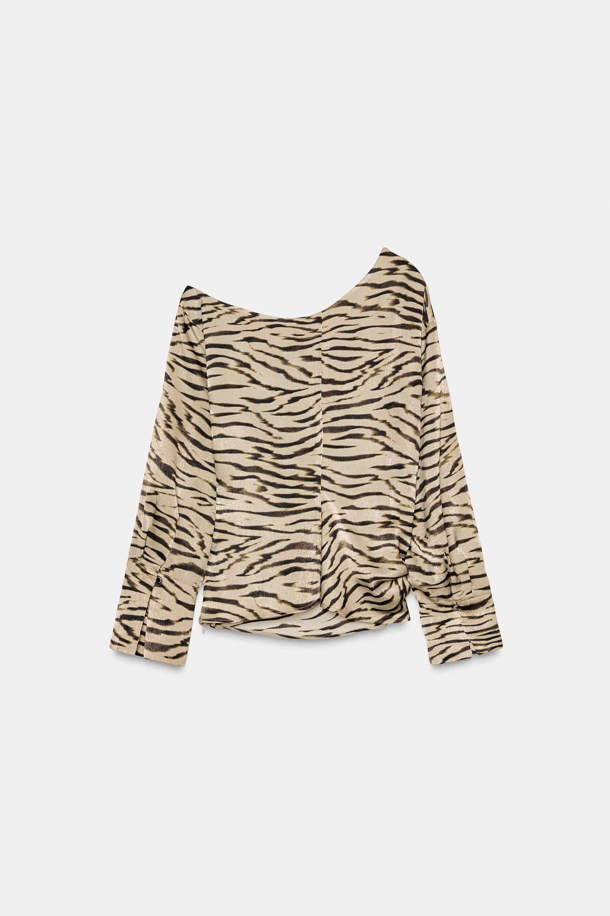 ANIMAL PRINT ASYMMETRIC TOP | Zara US