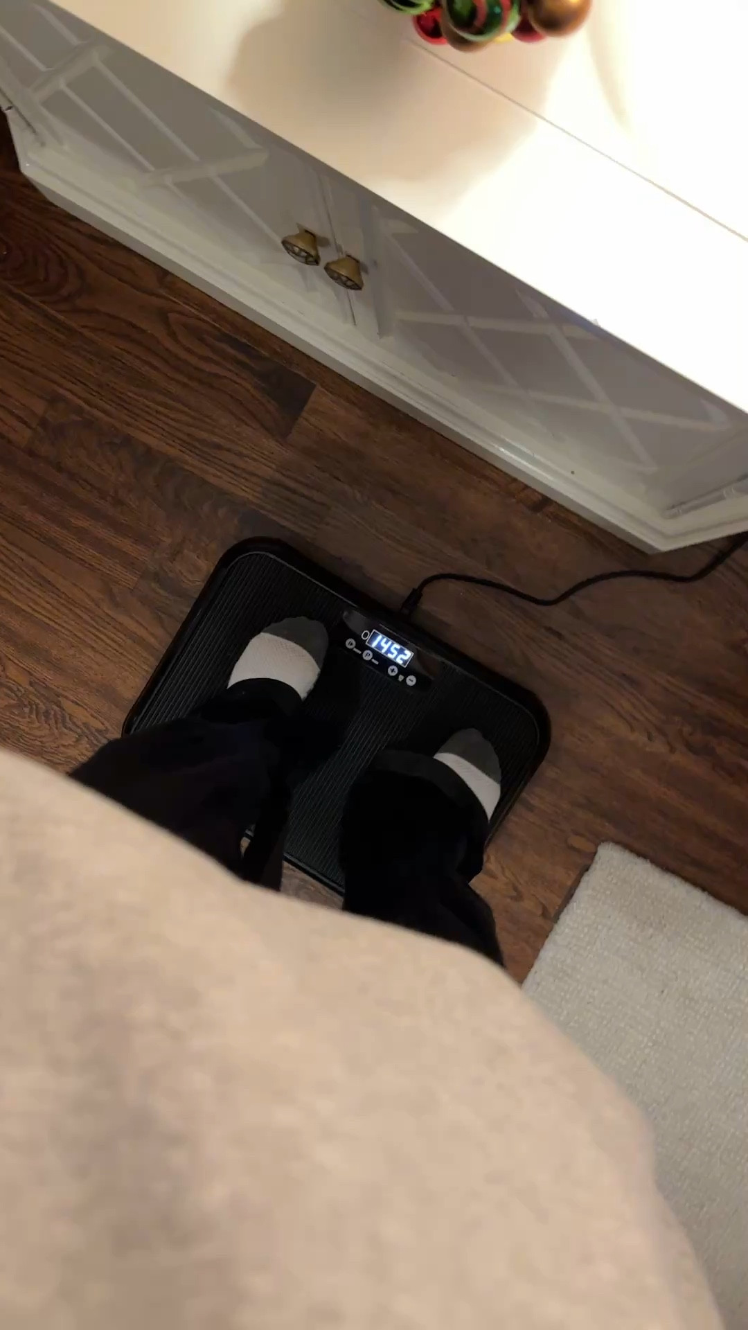 Bought into the viral vibration plate and I LOVE IT! The way I can feel it shake my lymph’s away and has really eased digestion!