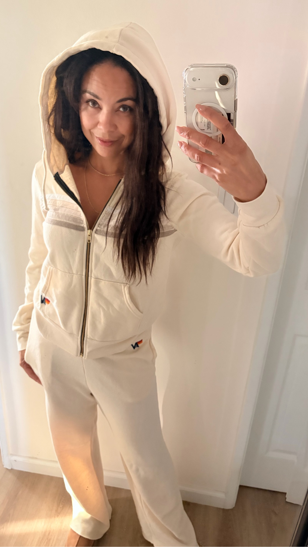 My go-to weekend style formula.
Simple, chic, and effortless 🤍Here are a few quiet-luxury staples that you can throw on and feel put-together instantly.
Outfit details + similar pieces are all linked👇🏽
.
.
.
.
.

weekend outfit, casual chic style, over 40 style, quiet luxury outfit, Aviator Nation, Ugg

#LTKGiftGuide #LTKCyberWeek #LTKselfcare