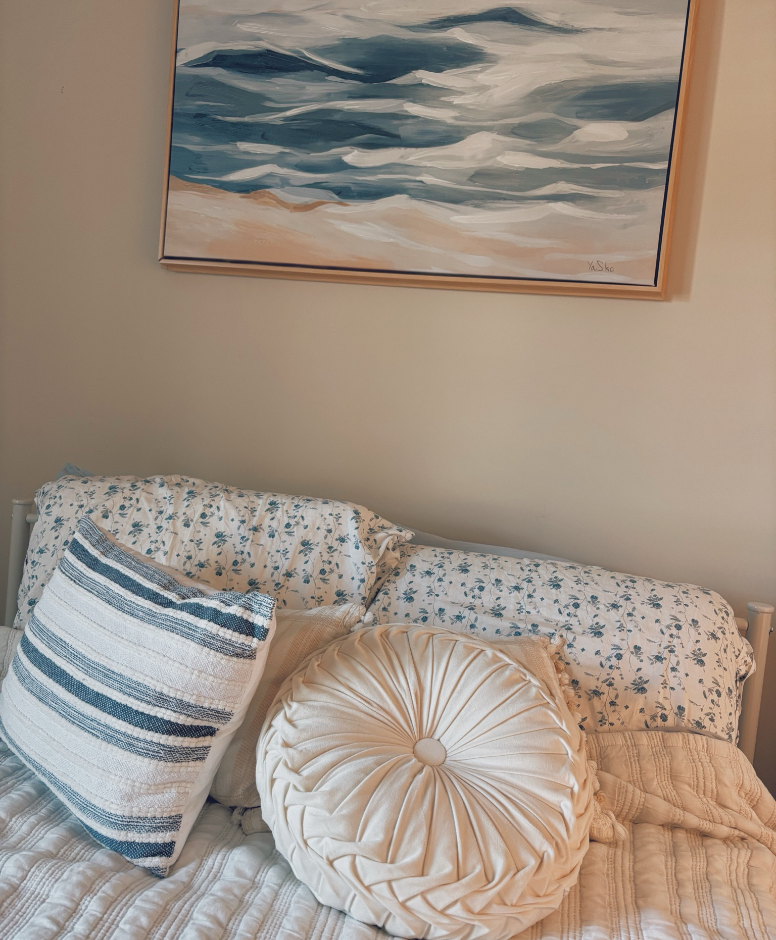 Coastal granddaughter bed vibes


#LTKHome